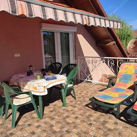 - Balaton 18360 * Balatonfenyves