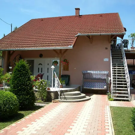 Balatonfenyves/balaton 18360 Appartamento *